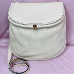 Pristine Bottega Veneta Ivory Creel Purse